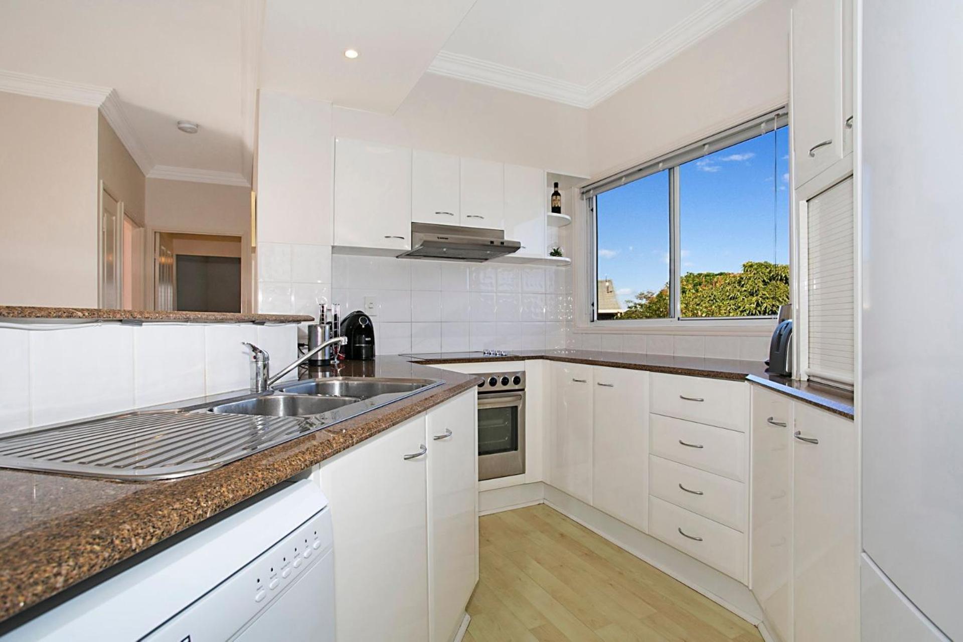 Appartamento Harmony - A Desirable Area In Broadbeach Gold Coast Esterno foto
